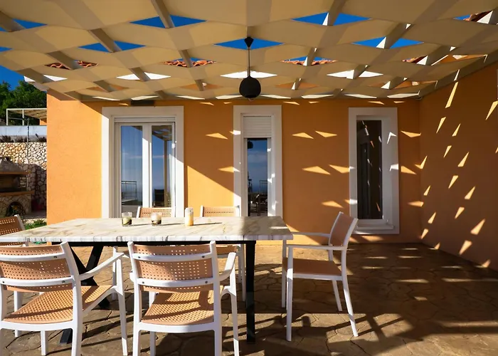 Anthodesmi Villa Dilináta