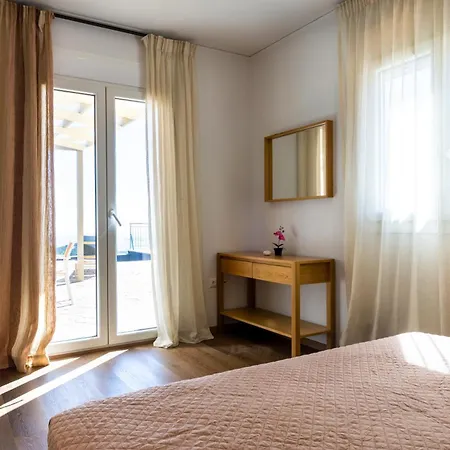 Villa Anthodesmi Dilinata